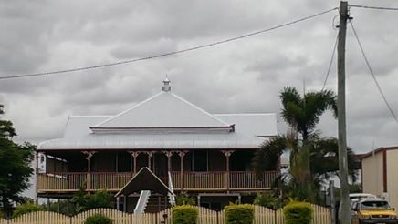 Roofing Contractors Cungulla